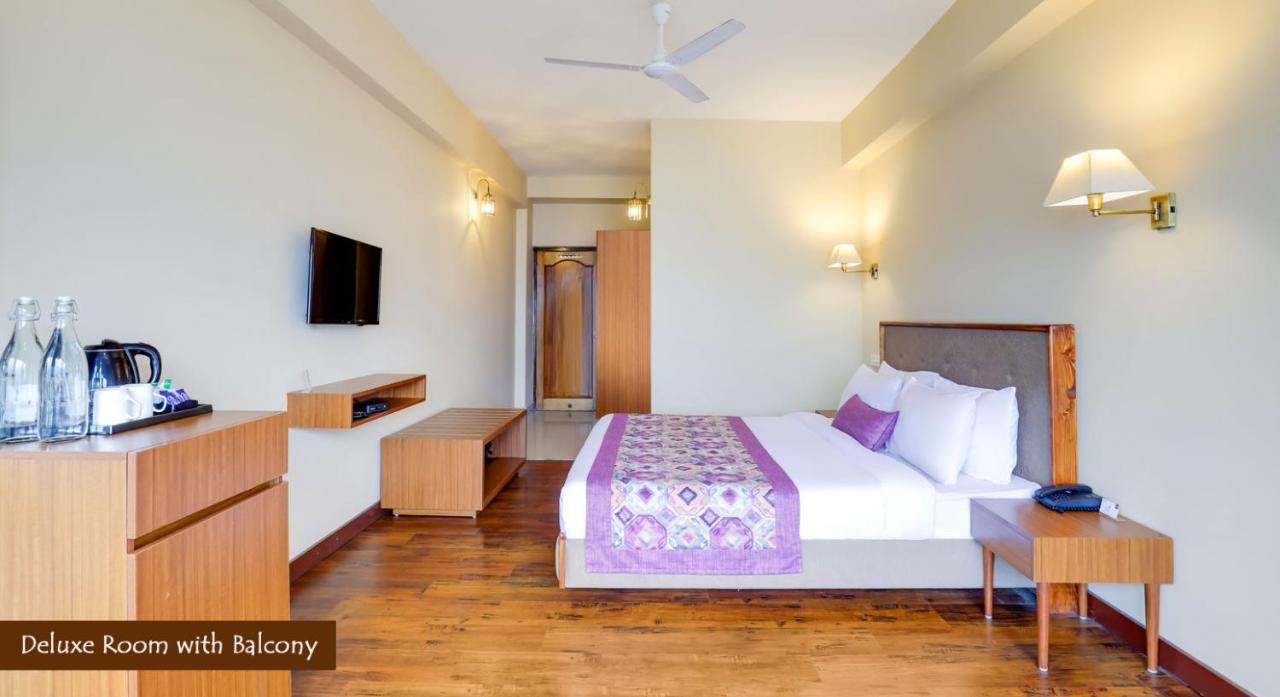 גנגטוק Mount Himalayan Hotel מראה חיצוני תמונה