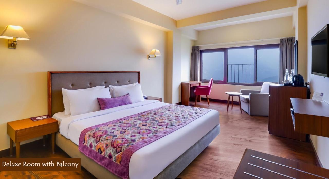 גנגטוק Mount Himalayan Hotel מראה חיצוני תמונה