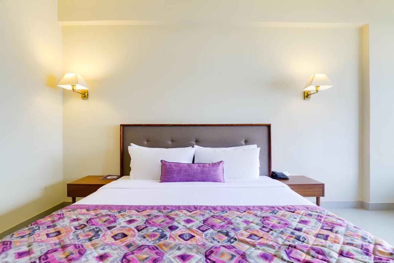 גנגטוק Mount Himalayan Hotel מראה חיצוני תמונה